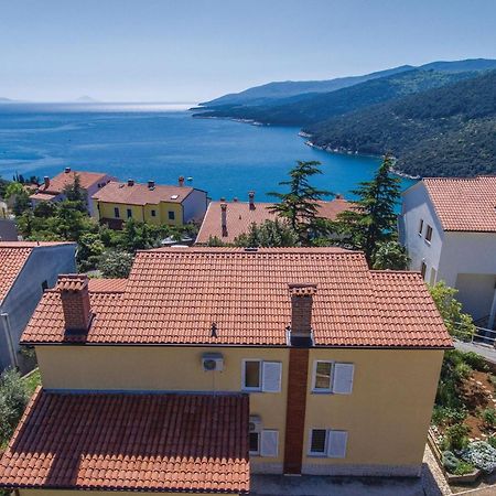 Amazing Apartment In Rabac With Wifi Raša Εξωτερικό φωτογραφία
