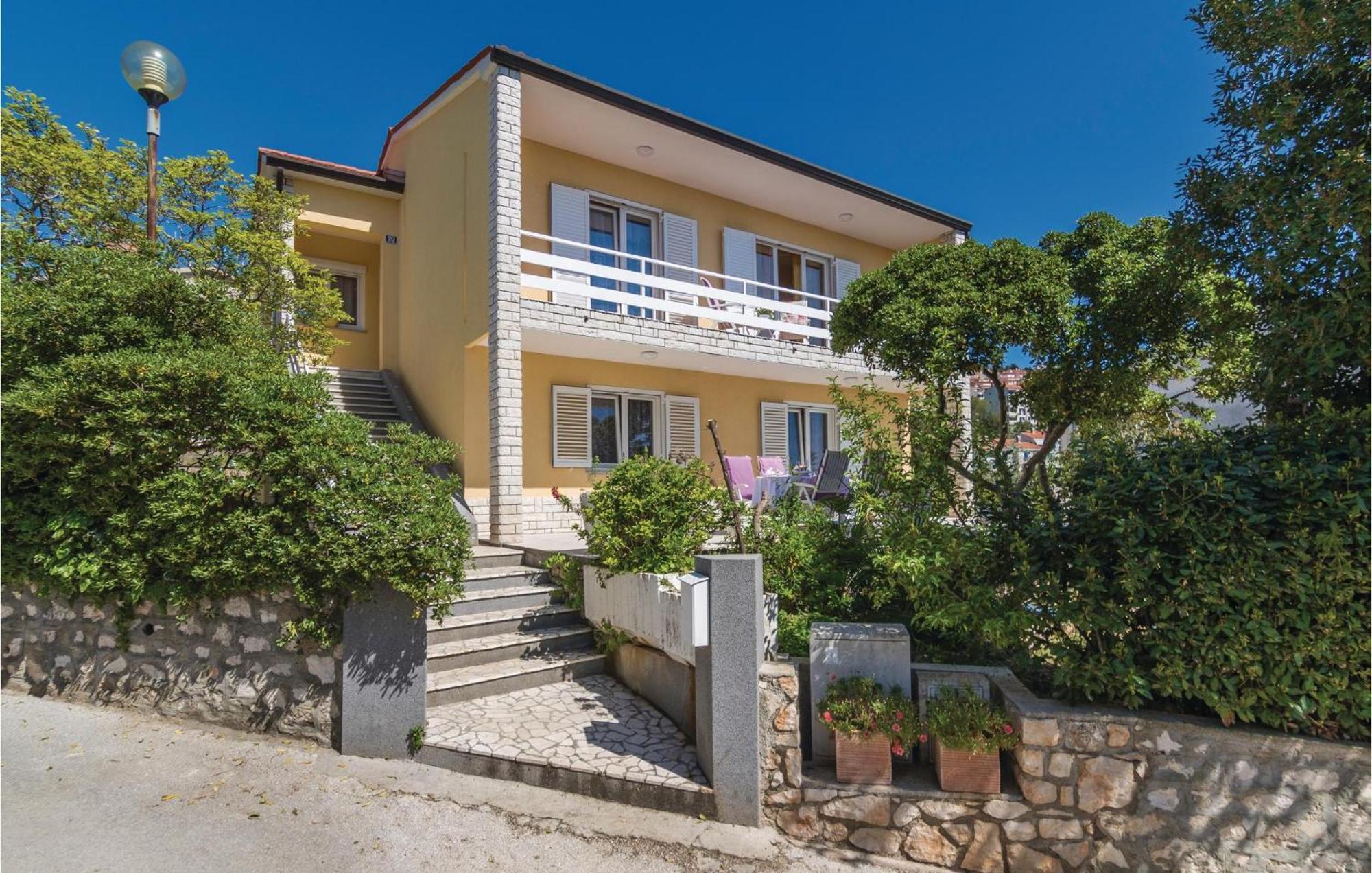 Amazing Apartment In Rabac With Wifi Raša Εξωτερικό φωτογραφία