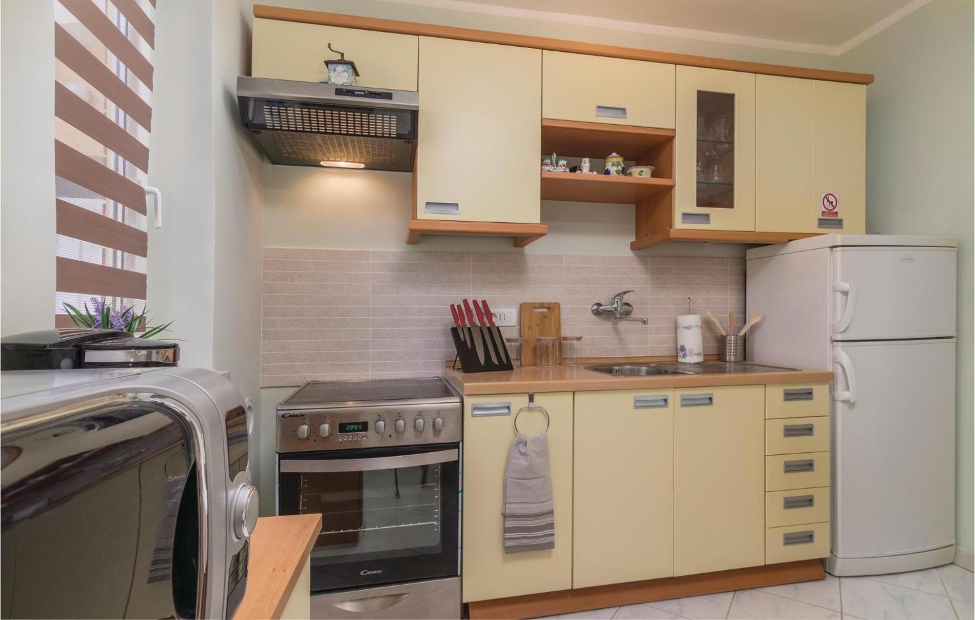 Amazing Apartment In Rabac With Wifi Raša Εξωτερικό φωτογραφία