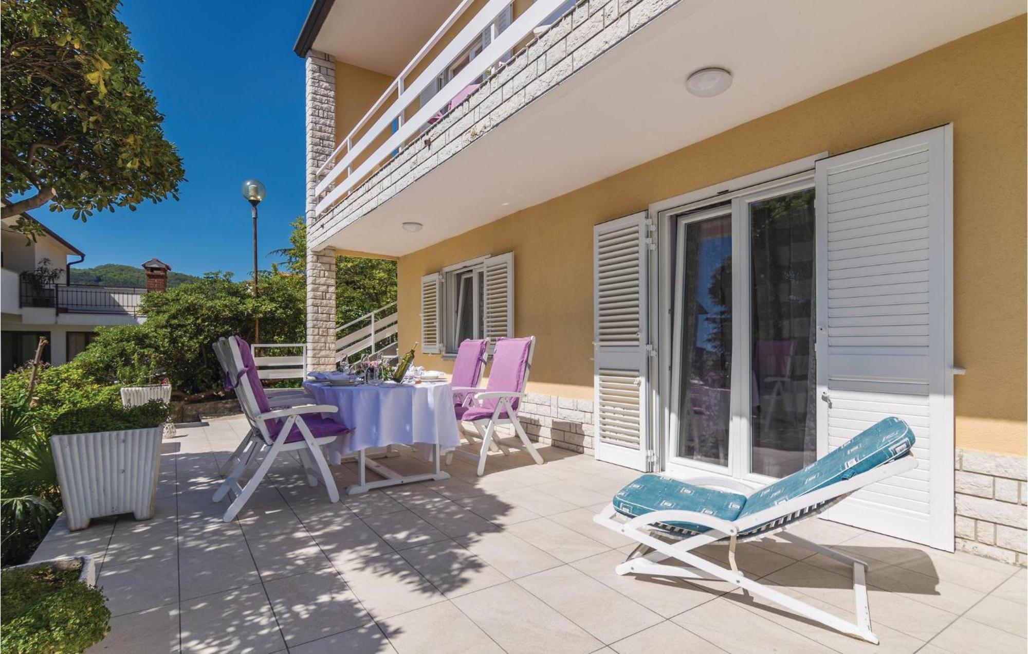 Amazing Apartment In Rabac With Wifi Raša Εξωτερικό φωτογραφία