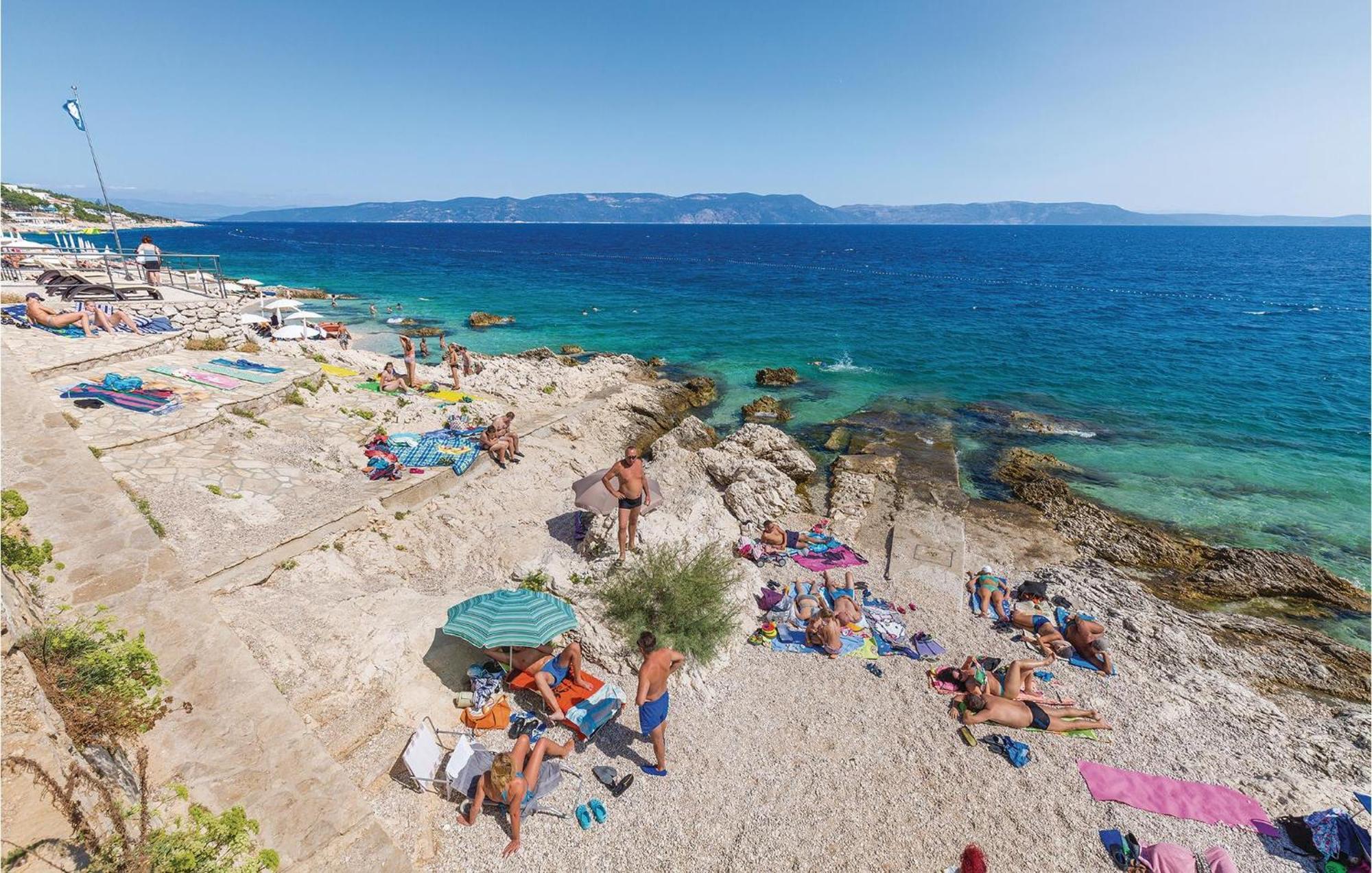 Amazing Apartment In Rabac With Wifi Raša Εξωτερικό φωτογραφία