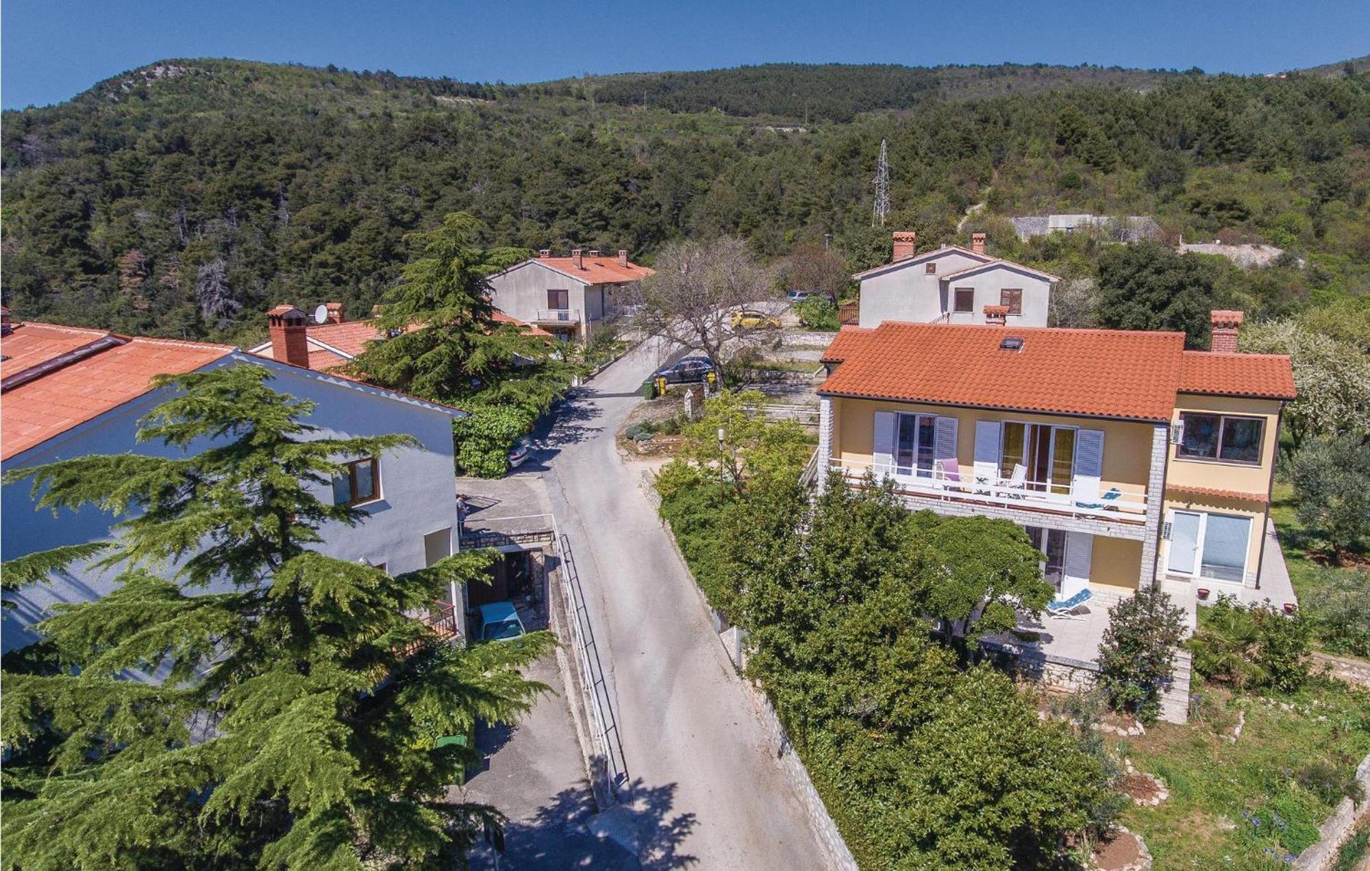 Amazing Apartment In Rabac With Wifi Raša Εξωτερικό φωτογραφία